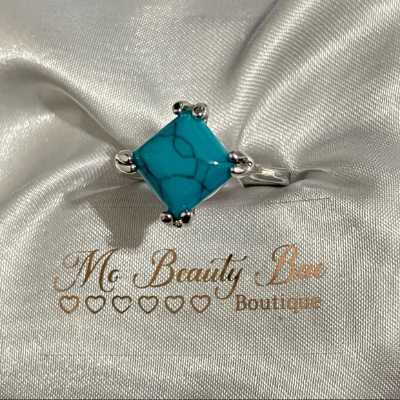 Turquoise Ring - Picture 2 of 5